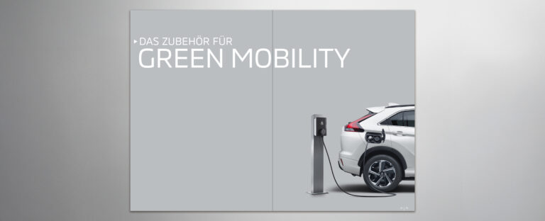 VOON Werbeagentur Case – Literaturkonzept Zubehörprospekt Mitsubishi Eclipse Cross Plug-in Hybrid Doppelseiten-Beispiele 3